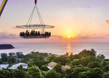 Dinner in the Sky