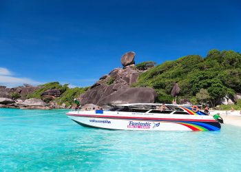 Speedboat