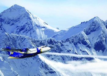 Everest Mountain Flight