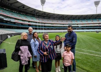 Guided Melbourne Sports Walking Experience + MCG Stadium Tour