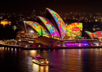 1.5-Hour Vivid Sydney Sightseeing Cruise